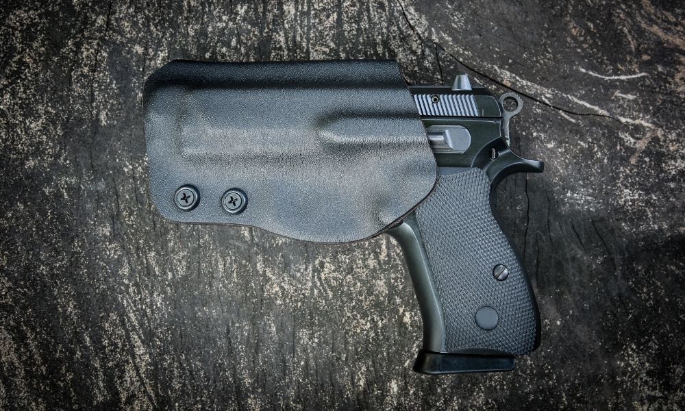 Tips for Finding a CCW Holster That Fits Your Firearm