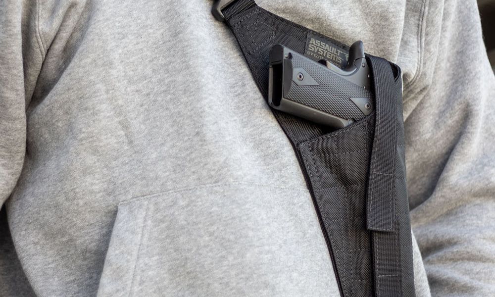 5 Clothing Tips for Those Who Have a Concealed Carry License