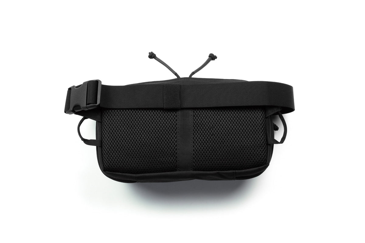 Back panel of the HIP Gunner in Black